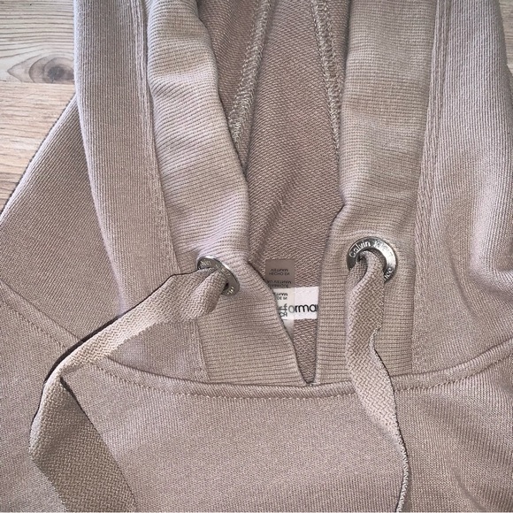 Calvin Klein Logo Cropped Hoodie - Picture 8 of 14